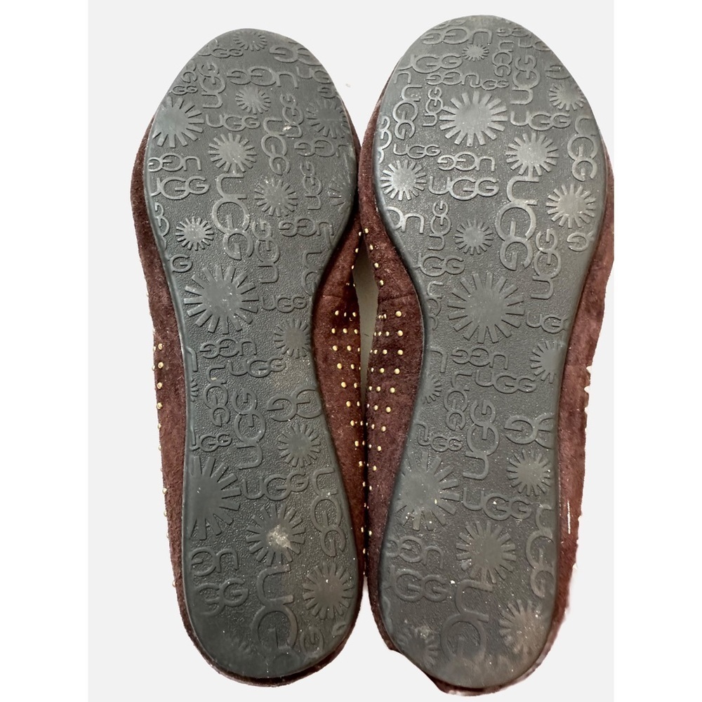 UGG brown loafers with fur inside and gold dots on the outside size 37 - Picture 4 of 5